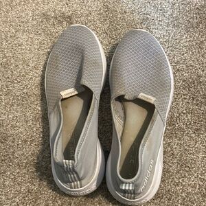 Adidas’s grey walking shoes-foam